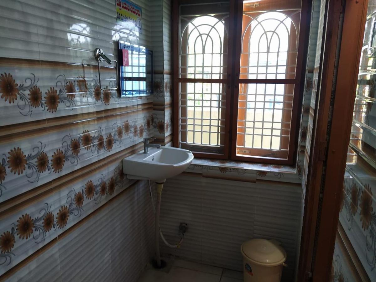 Prasanna Laxmi Residency Bhadrachalam Exterior foto